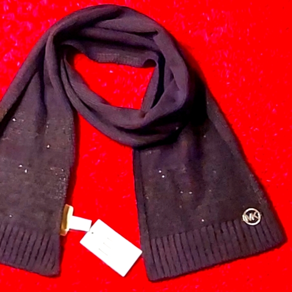 Mk scarf - Picture 3 of 4